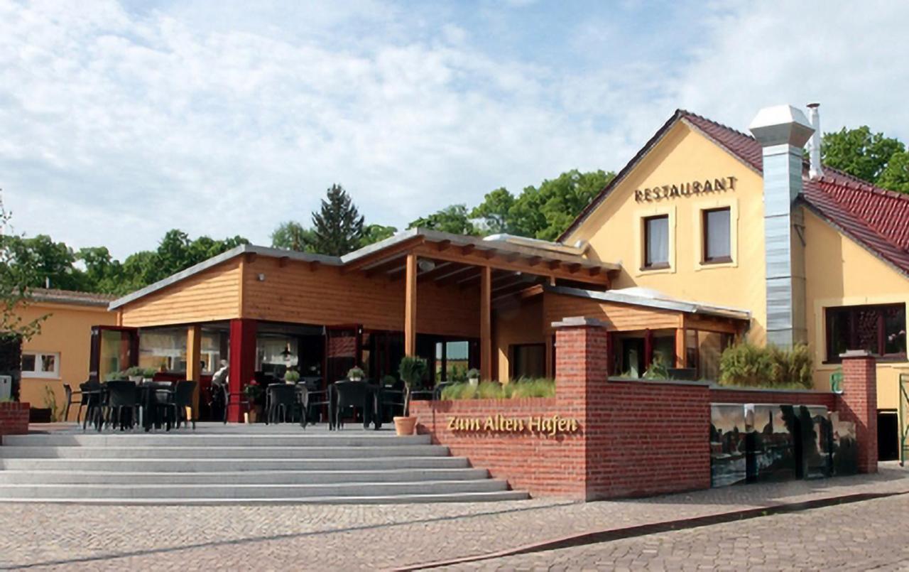 Zum Alten Hafen Rathenow Extérieur photo
