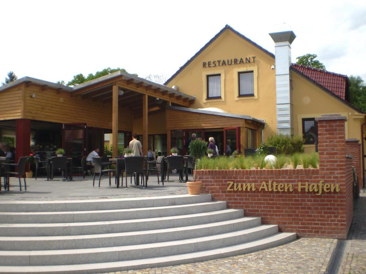 Zum Alten Hafen Rathenow Extérieur photo